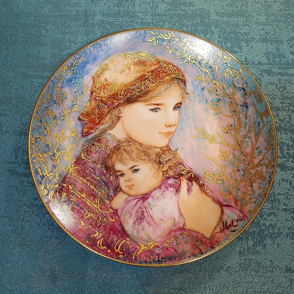 Vtg Edna Hibel Mother's Day Collector Plate 1986 Emily & Jennifer w/orig Box